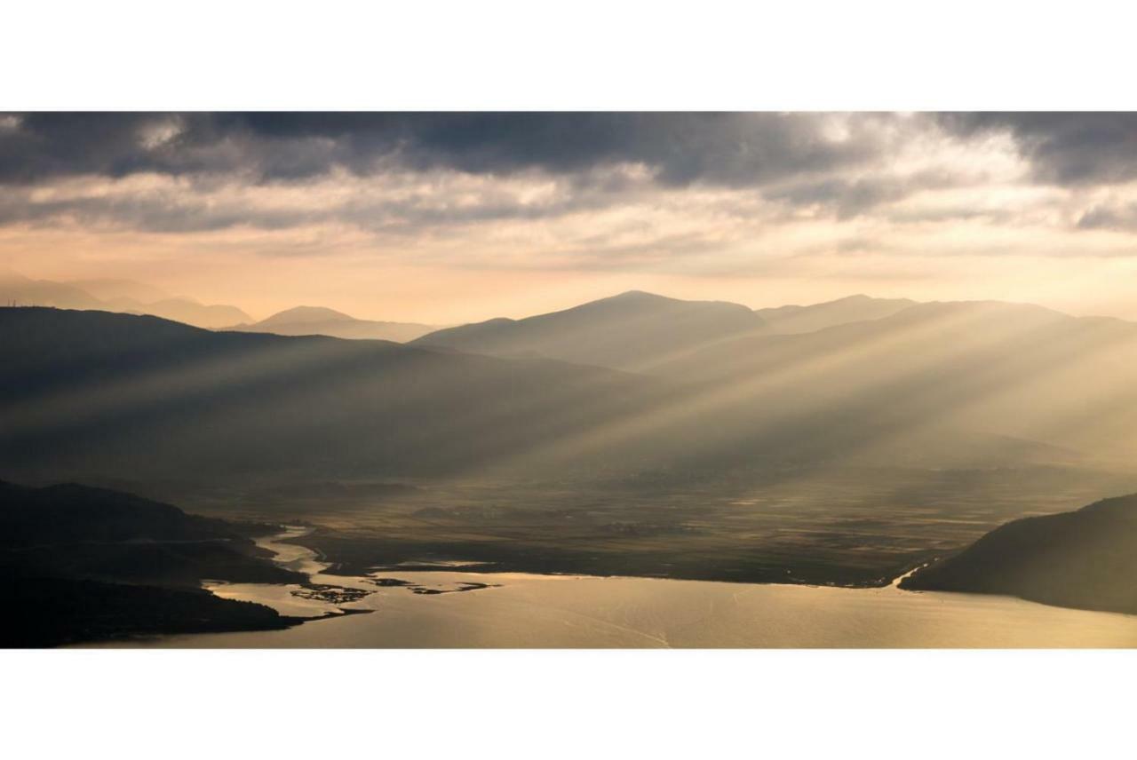 Villa Katerina Katavolos ภายนอก รูปภาพ