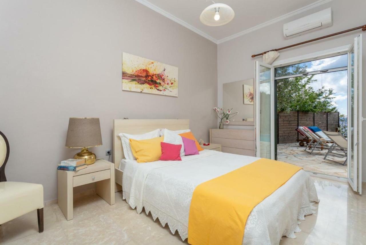 Villa Katerina Katavolos ภายนอก รูปภาพ